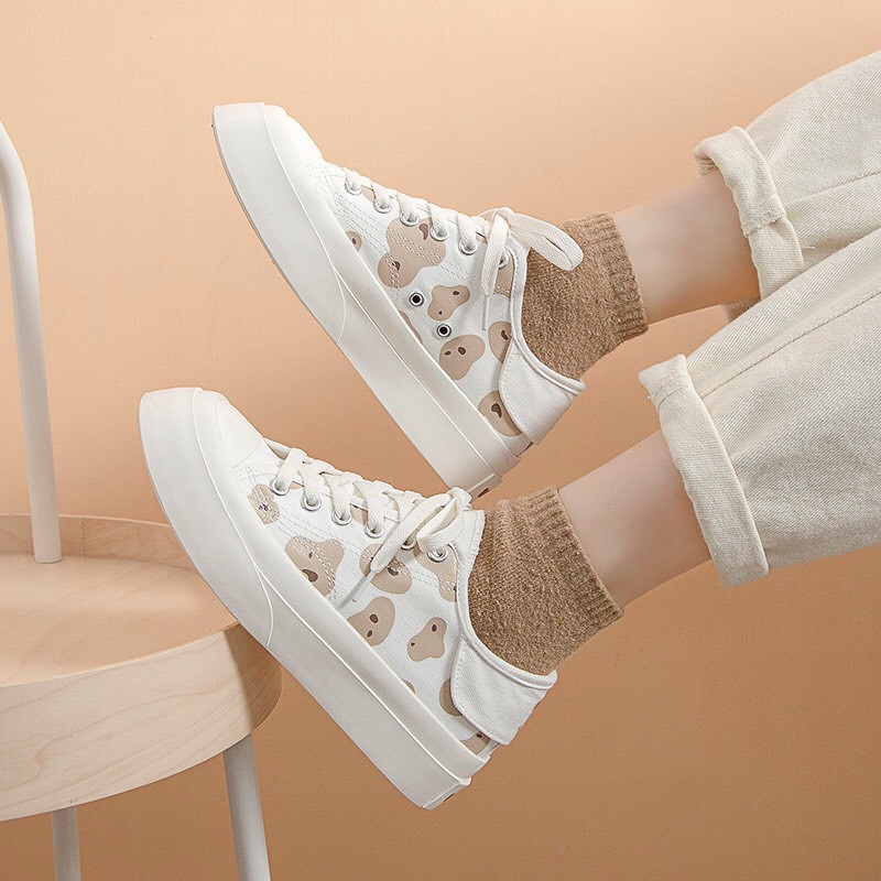 FREESHIP GIÀY THỂ THAO BÒ SỮA MẪU MỚI CHẤT ĐẸP