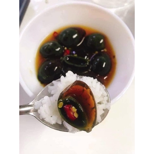 50 trứng cút bắc thảo