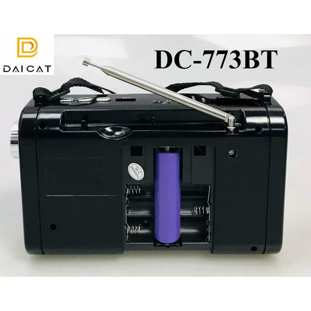 Đài Radio FM 8 BAND-DC 773BT mẫu mới, có hỗ trợ bluetooth thẻ nhớ TF và USB có đèn pin-thiết kế sang trọng