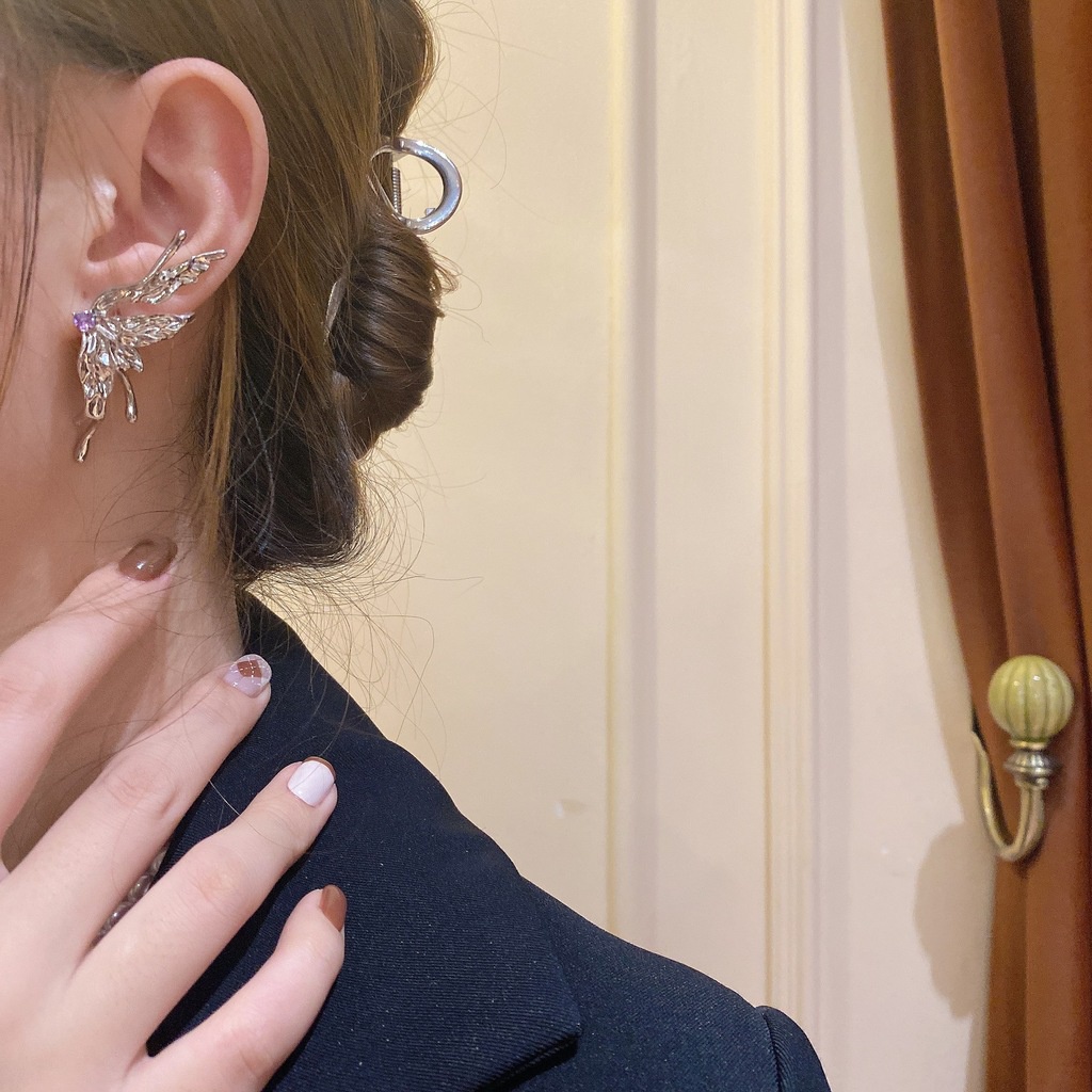 Bông Tai Hình Cánh Bướm Bằng Kim Loại Phong Cách Hàn Quốc Dễ Phối