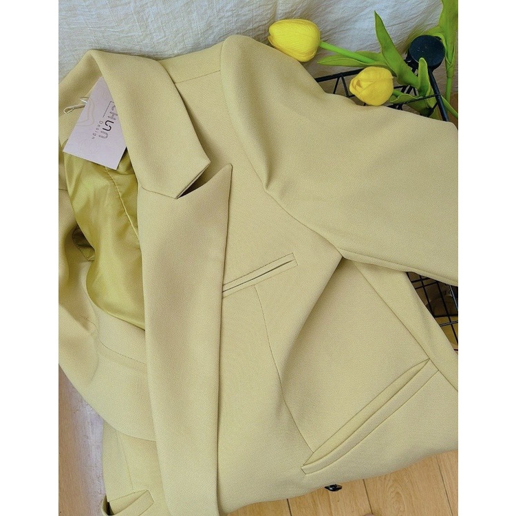 Áo khoác blazer vàng by Chunn Design A249 | BigBuy360 - bigbuy360.vn