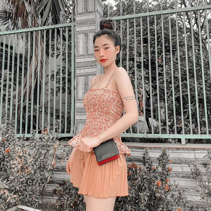 Set áo dây bo nhún + quần short dập ly