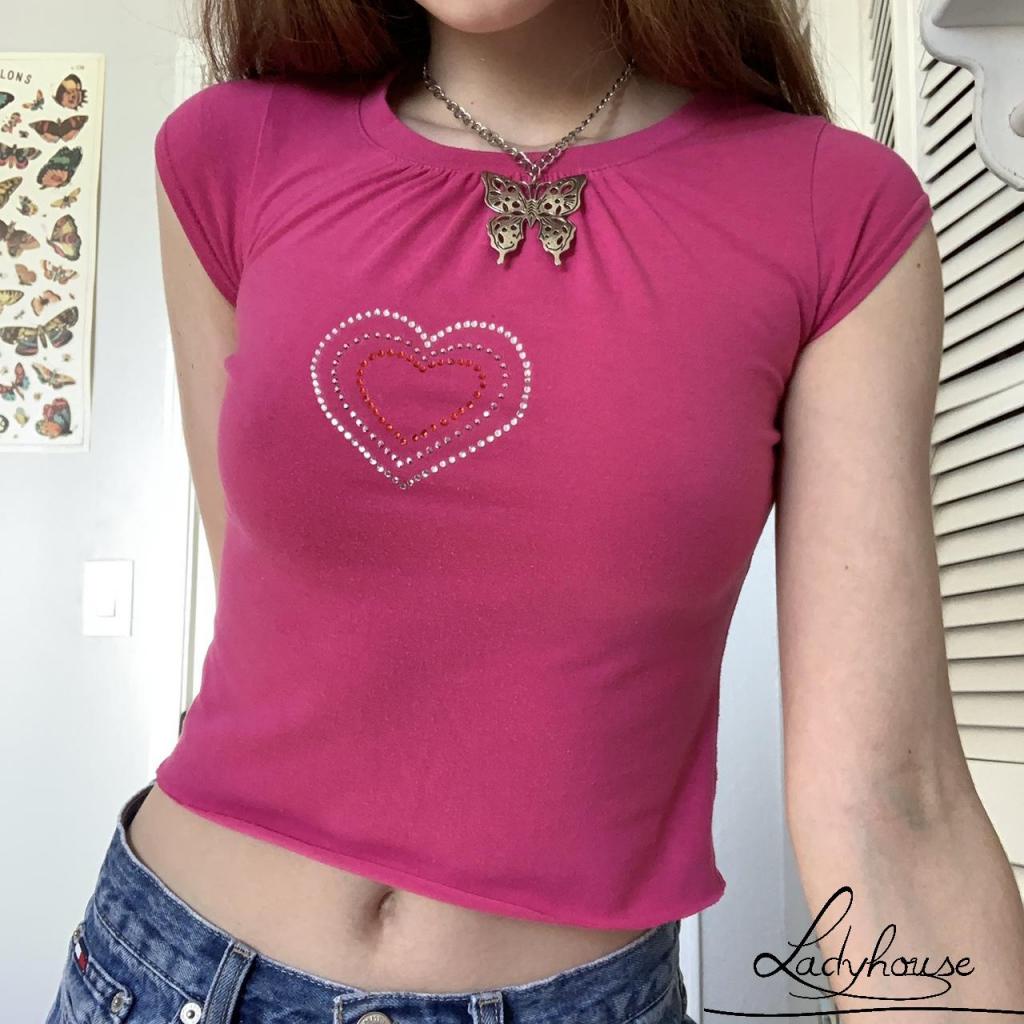 Áo Thun Croptop Cổ Tròn Họa Tiết Trái Tim Đính Đá Xinh Xắn Cho Nữ