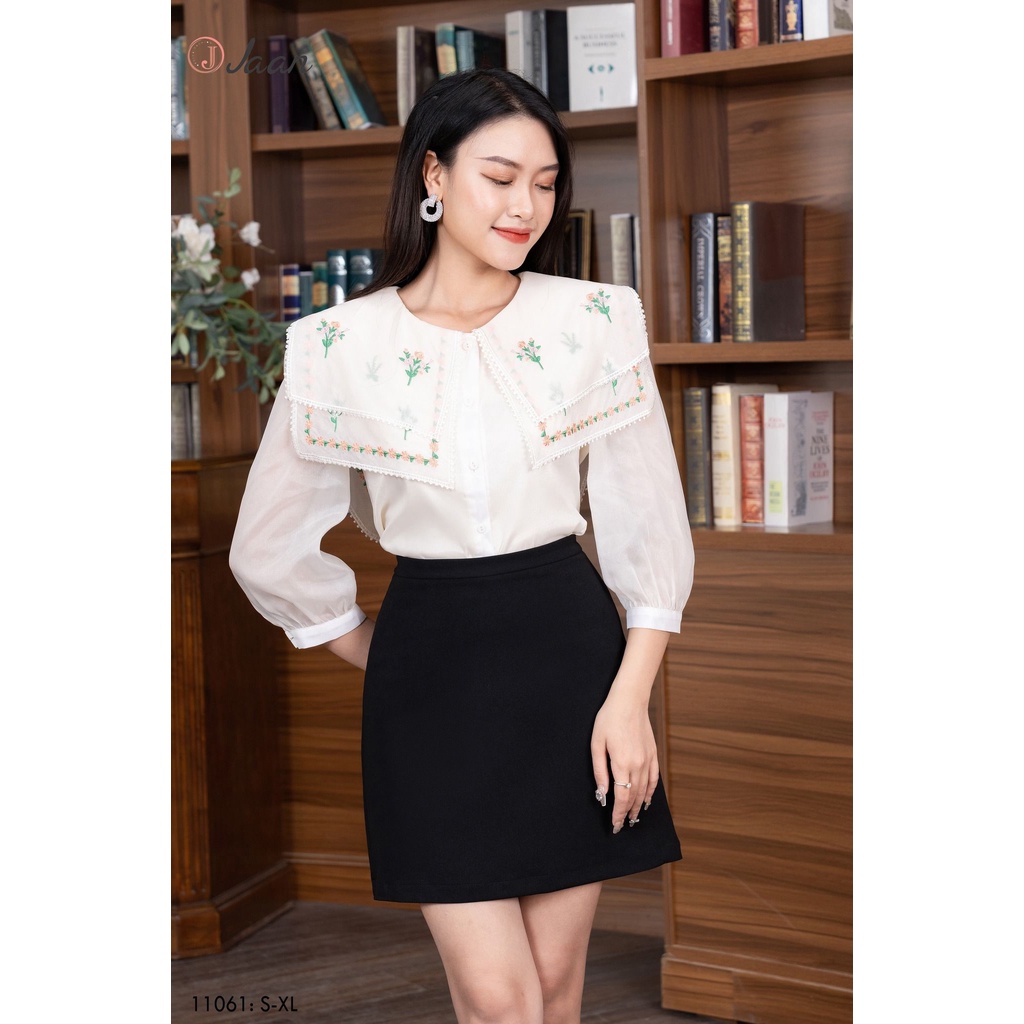 Sơ mi Dài tay cổ tròn thêu hoa-11061