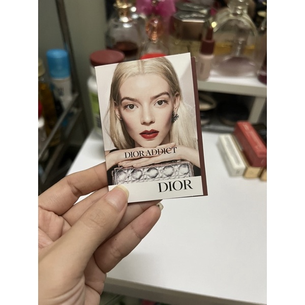 Sample son dior addict màu 716 nâu trà sữa