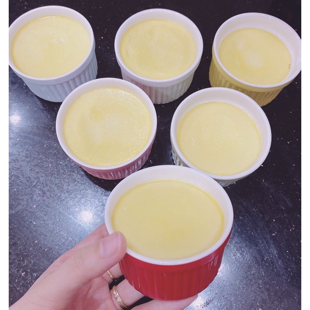 Khuôn làm bánh bằng sứ Ramekin nhiều màu