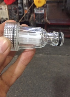 Đầu vặn máy rửa xe có lọc nước