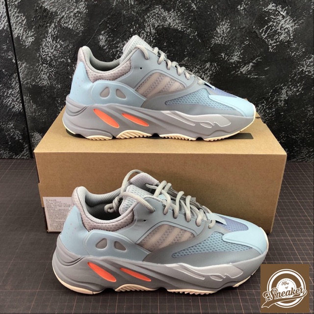 Tổng Hợp Yeezy 700 V1 Giá Rẻ, Bán Chạy Tháng 8/2023 - Beecost