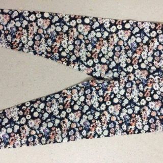 Quần legging f21 7/8, 9/10, 11/12y