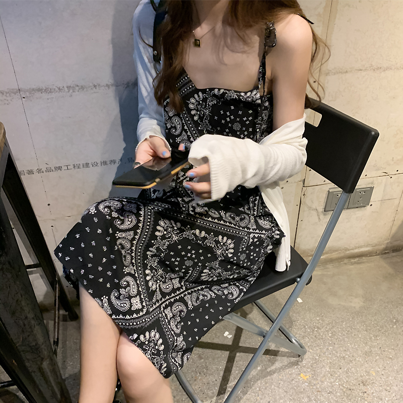 Đầm Hai Dây Dáng Dài In Họa Tiết Xinh Xắn Dành Cho Nữ | BigBuy360 - bigbuy360.vn