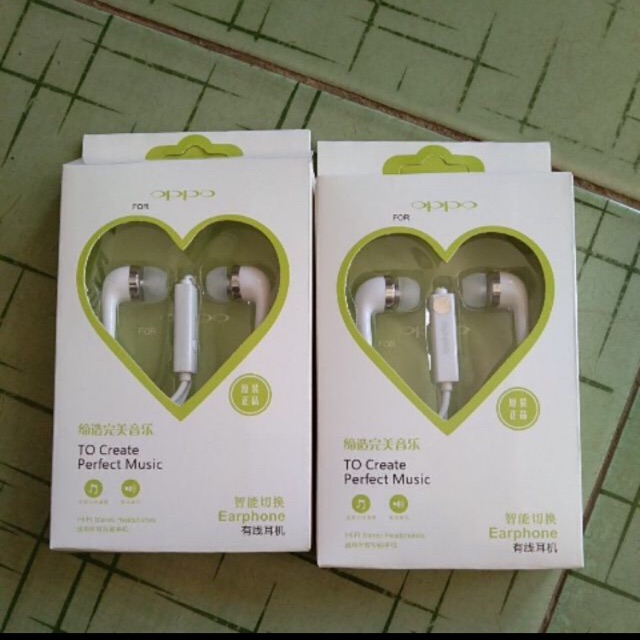 Tai nghe có dây Oppo