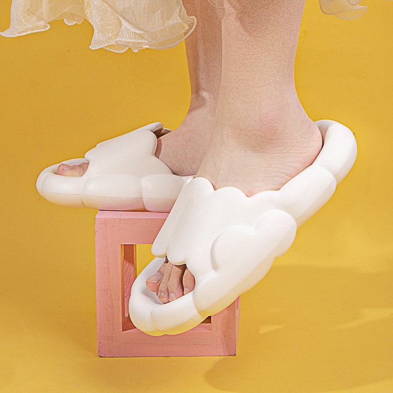 Dép Đi Trong Nhà Đế Dày Mềm Mại Thời Trang Mùa Hè Cho Nam Và Nữ