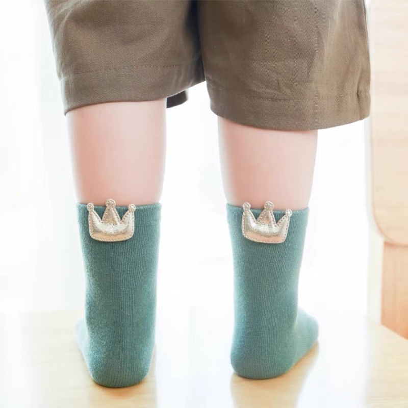 Tất cao cổ siêu dễ thương cho bé