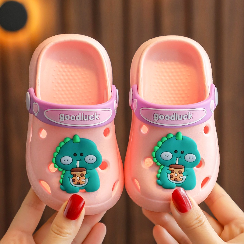 Giày Sandal Đi Biển Đục Lỗ Thời Trang Mùa Hè Dành Cho Trẻ Ttc069