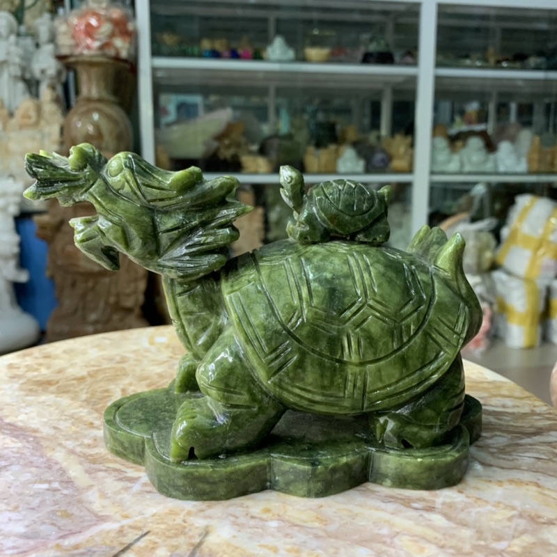 Cụ Long Quy (Rùa Đầu Rồng) Cõng Rùa Con Đá Ngọc Ấn Độ - cao 12cm, ngang 18cm