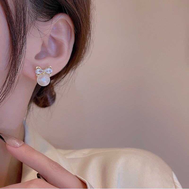 Khuyên tai nữ chất liệu ngọc trai đổi màu lấp lánh thiết kế thời trang cao cấp mẫu mới nhất 2023