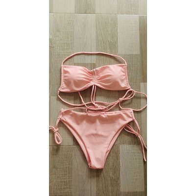 Bikini 2 mảnh Ninh Dương Lan Ngọc mẫu hót ( kèm video+hình thật )