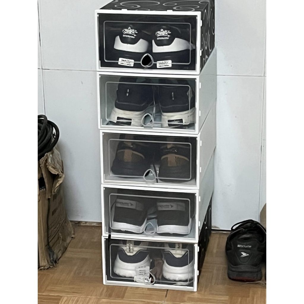 Hộp đựng giày nắp nhựa cứng trong suốt full đen cá tính - Box Sneaker