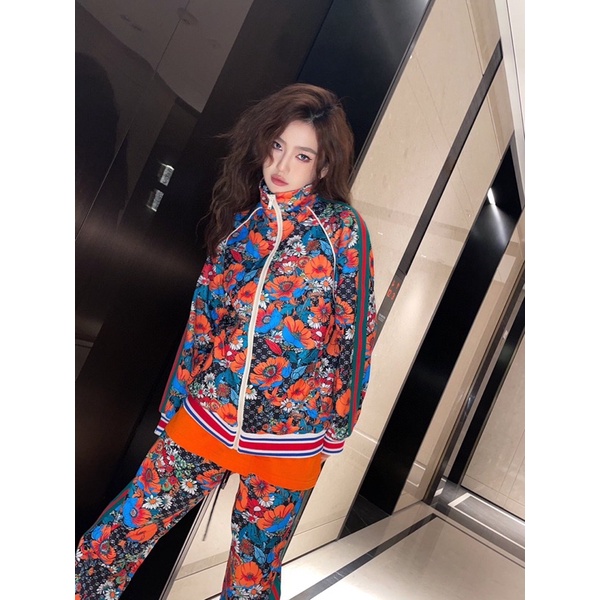 Bộ thể thao nữ cao cấp thương hiệu Gucci GG/GC x The North Face gồm áo khoác và quần dài bo gấu
