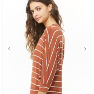 Áo kiểu Forever 21