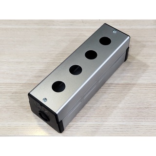 Hộp nút nhấn 4 lỗ phi 25 hy-25-04 hanyoung