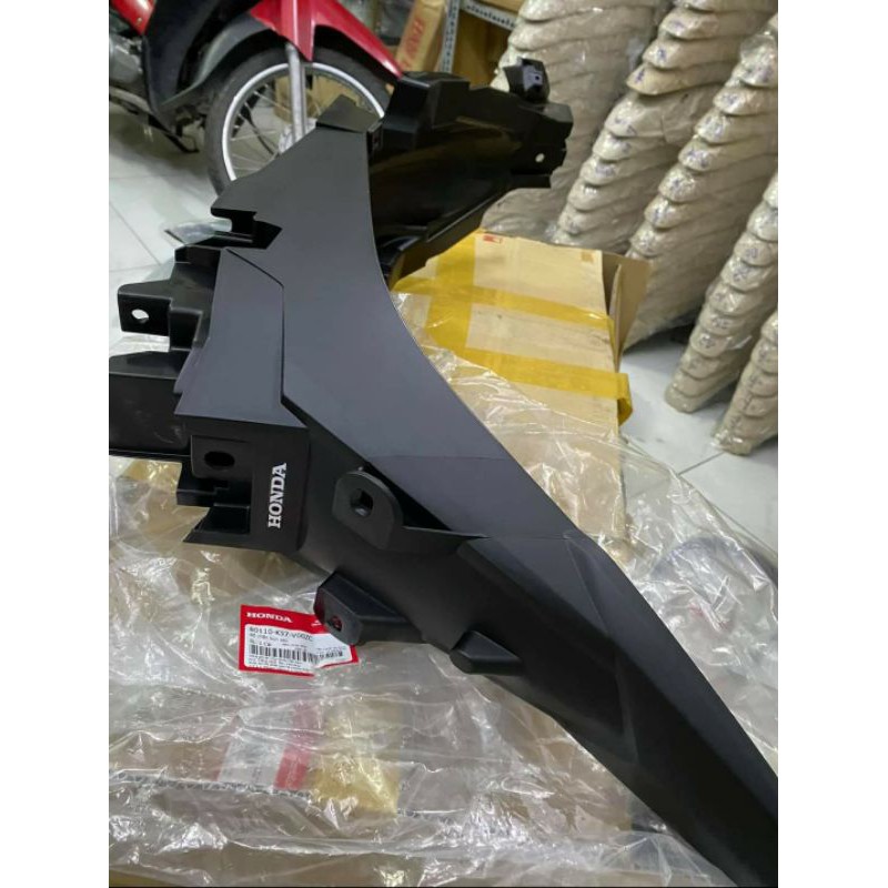 Nhựa dè đuôi, biển số xe Wave Blade 110 zin honda