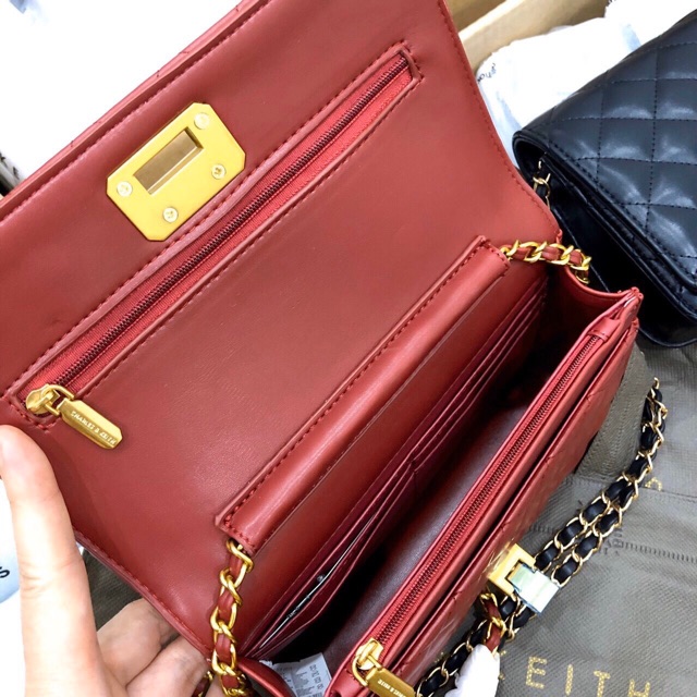 Tuia đeo chéo ck&k