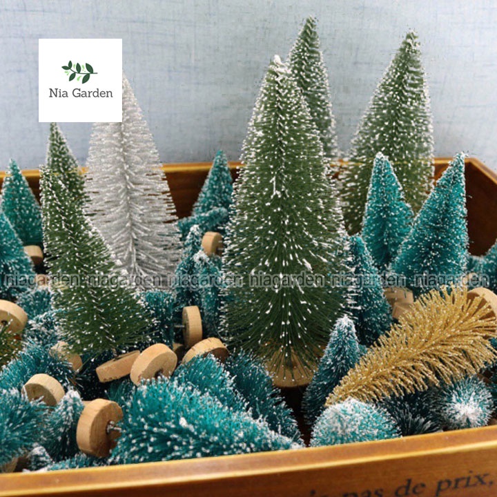 Cây thông Noel mini để bàn trang trí giáng sinh Christmas decor Nia Garden N5