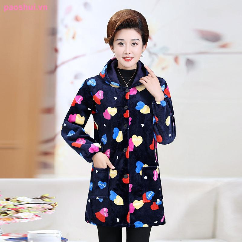 Middle-aged and elderly women s smocks, long-sleeved, loose, fashionable, large size mother s wear plus velvet thick coats, middle-aged men and velvet smocks