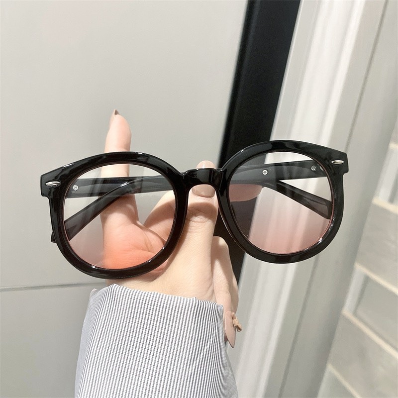 Kính mắt mèo Ánh Hồng gọng kính mắt tròn to