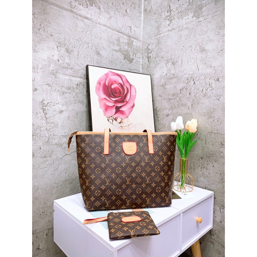 Túi xách công sở nữ gồm túi nhỏ hoa văn Hot Trend 2022