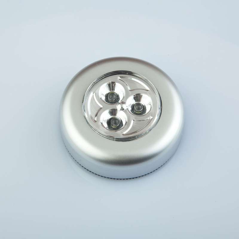 Đèn led cảm ứng chạm không dây tiện lợi