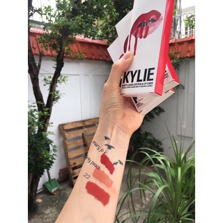 Set son mô và chì Kylie