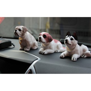 Chó lắc lư đầu trang trí Taplo.