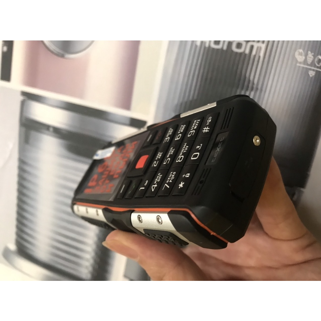 Điện thoại Nga 2 Sim Pin Trâu, Chống Thấm Nước