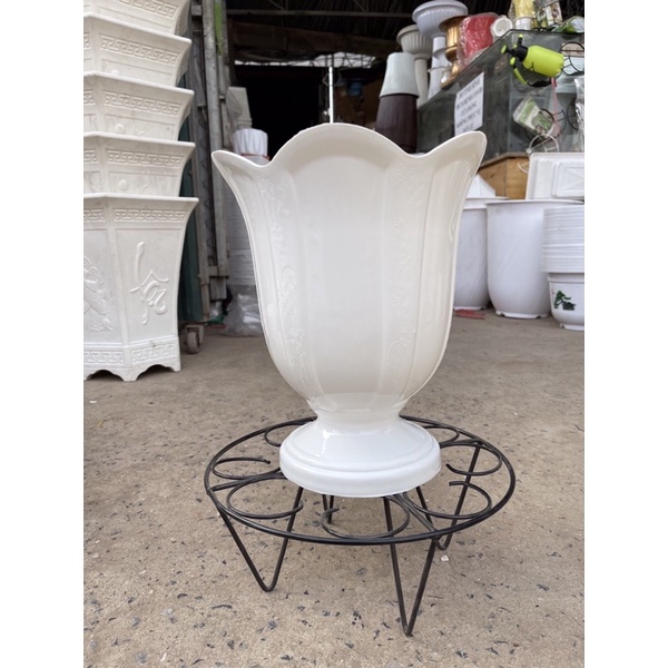 Chậu nhựa loa kèn giả sứ trồng hoa cảnh, cắm hoa giả lục bình kt 25x30