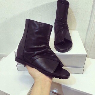 Boot da xỏ ngón hot hàn quốc