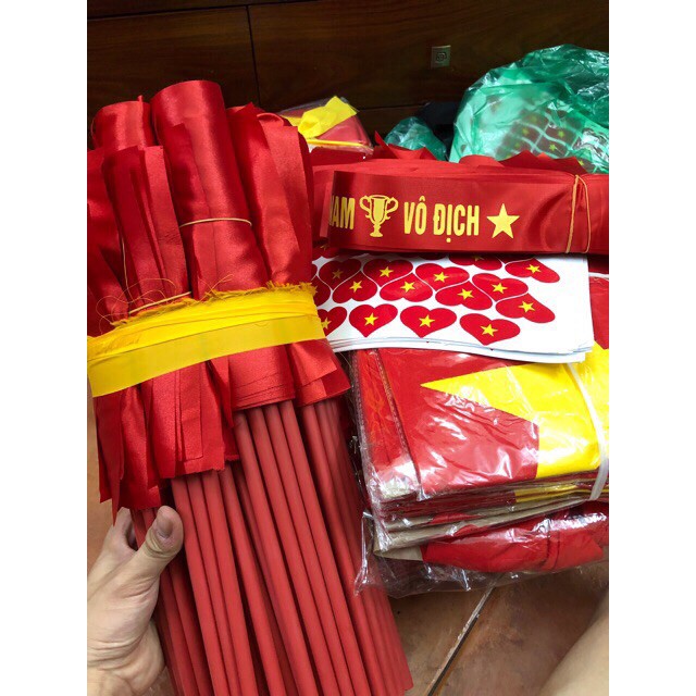 Cờ vẫy cầm tay (Hàng lụa satanh loại đẹp)- COMBO 100 CHIẾC GIÁ SỈ/BUÔN HBB | BigBuy360 - bigbuy360.vn