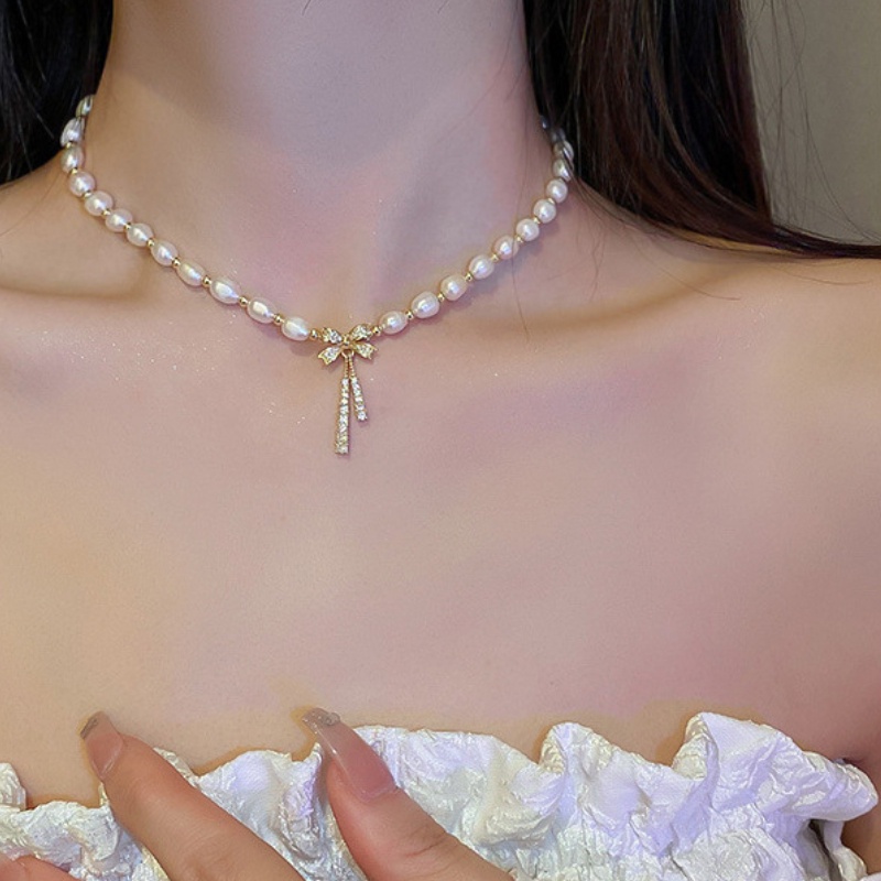 Vòng cổ Mặt Hình Nơ Đính Ngọc Trai Phong Cách Thời Trang 2022