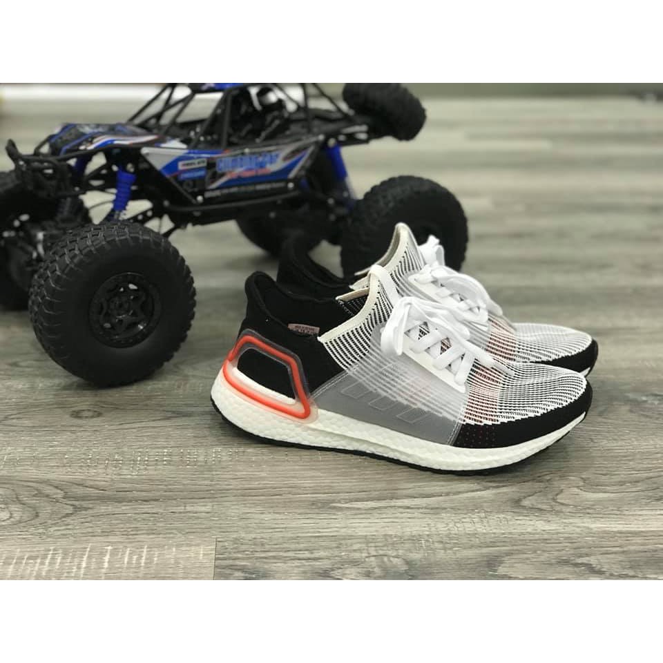 Giày thể thao Sneaker Ultra Boost 5.0