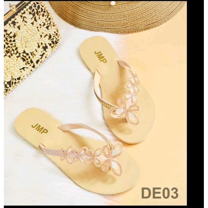 Dép Nữ Kẹp Đính Đá - Sang Trọng Cao 1cm Thích Hợp Cho Hoạt Động Thường Ngày