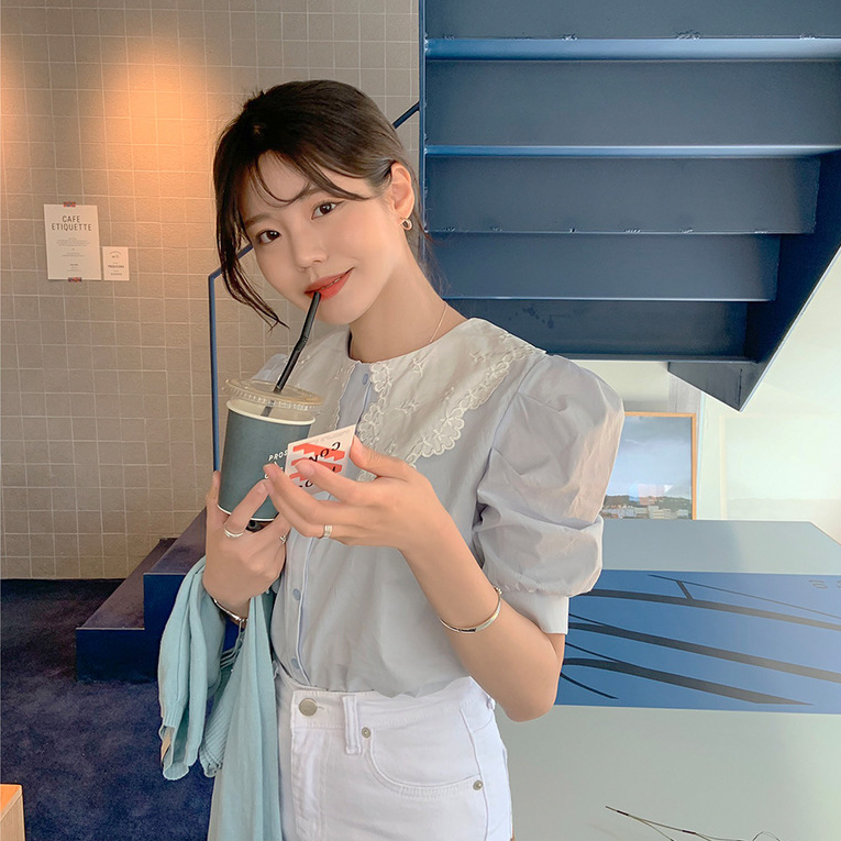 Áo Sơ Mi Ngắn Tay Thêu Họa Tiết Vintage Cho Nữ