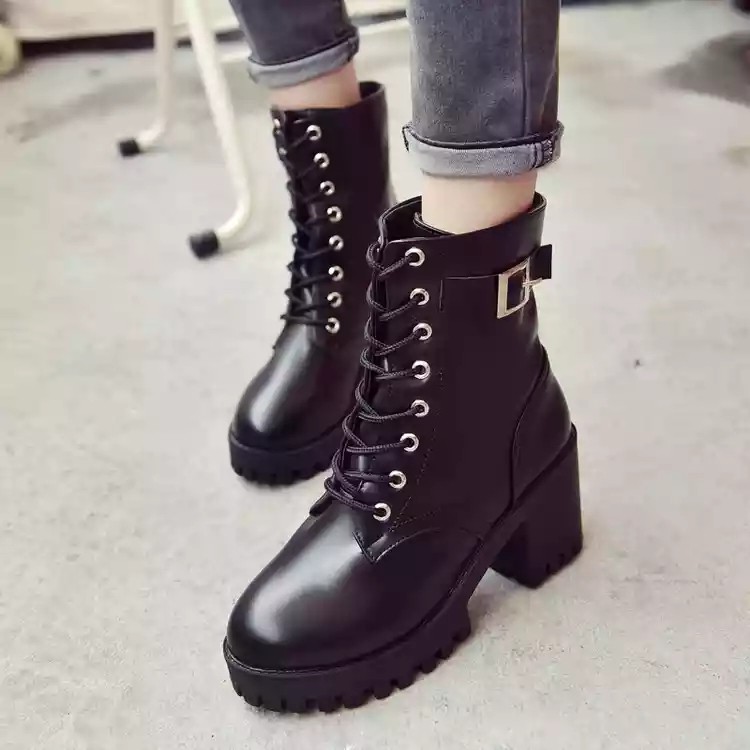 Boot chiến binh cao cổ đế vuông cao gót 7cm - 6250 | BigBuy360 - bigbuy360.vn