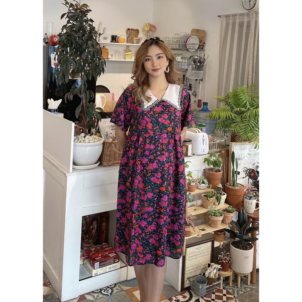Đầm suông đính cườm sang chảnh.