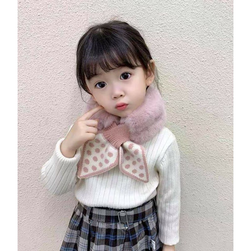 Khăn Lông Quàng Cổ Cách Điệu