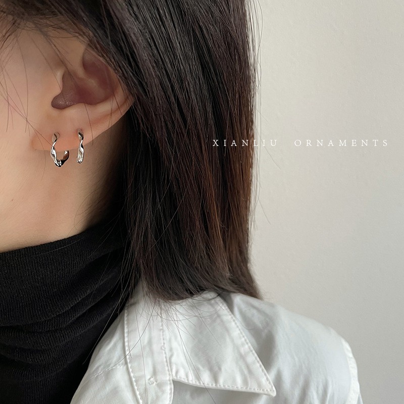 Khuyên Tai Dạng Xoắn Đơn Giản Phong Cách Hàn Quốc C327