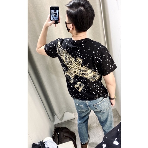 Áo Phông Nam Vẩy Sơn Hình Lưng Vàng