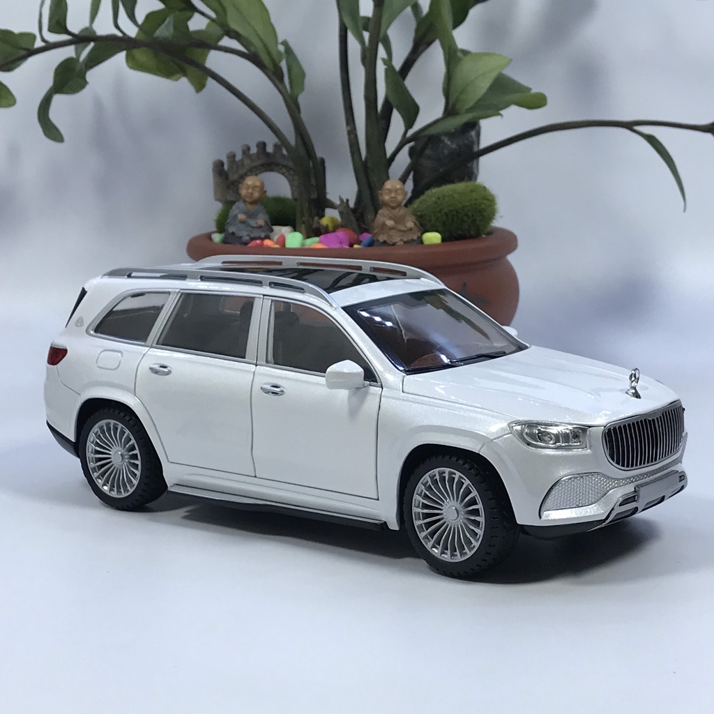 Mô hình xe kim loại Mercedes Maybach GLS 600 tỷ lệ 1:24 chiếc xe Chủ tịch