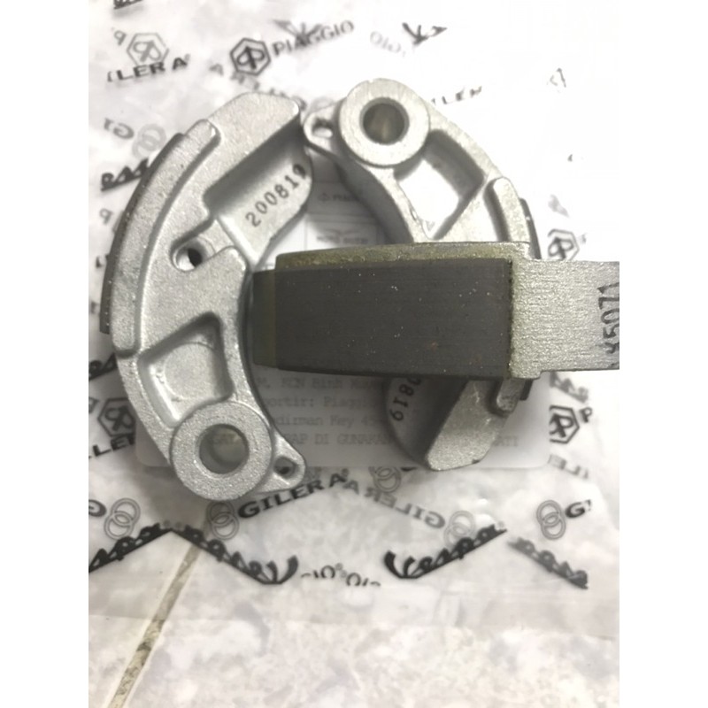 Bố ba càng  xe Vespa đời 3V hãng