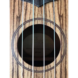 Đàn Ukulele Soprano Full Gỗ Gỗ Sọc CB2